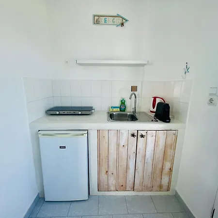 بيت ضيافة Niriides Studios 3*