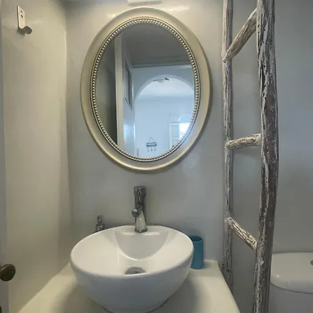 Niriides Gasthuis 3*