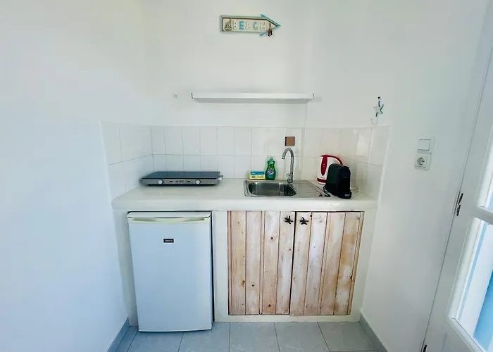 Gasthuis Niriides 3*