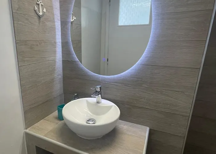 Niriides Gasthuis 3*