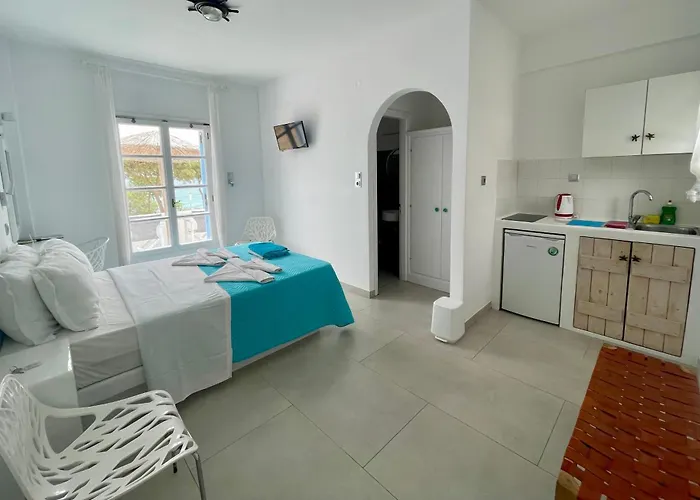 Gasthuis Niriides 3*